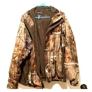 Camo realtree jacket for hunting